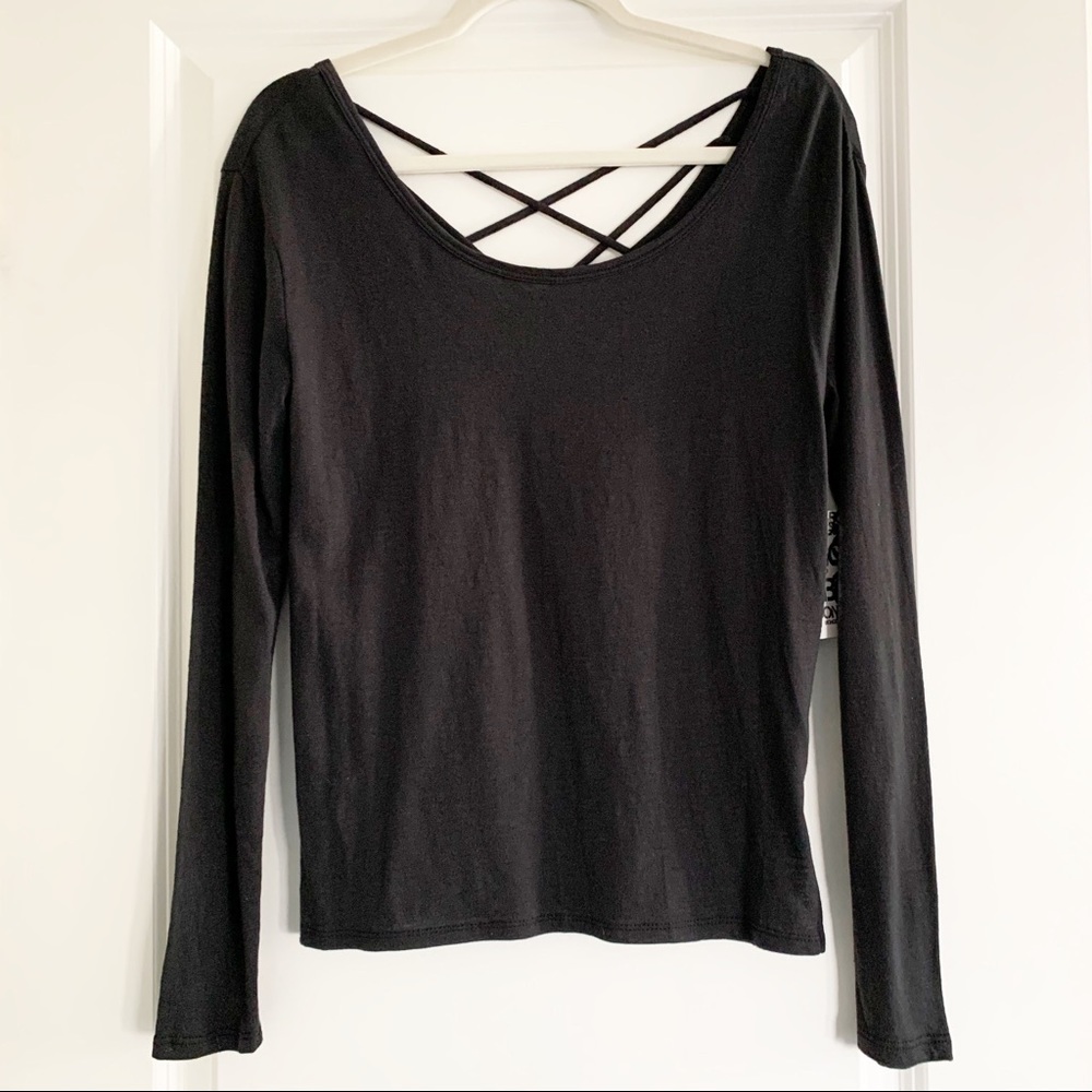 Bongo Cross Back Long Sleeve Tee S NWT Black